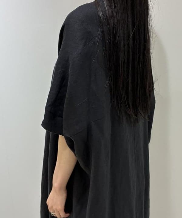 OSUMIさんの「BEAMS WOMEN｜リネン カフタン ワンピース」を使ったコーディネート