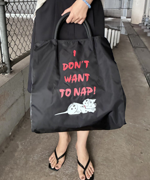Kanaeさんの「BEAMS WOMEN｜【別注】NOMADIS / 101匹わんちゃん / SAC2 トートバッグ」を使ったコーディネート