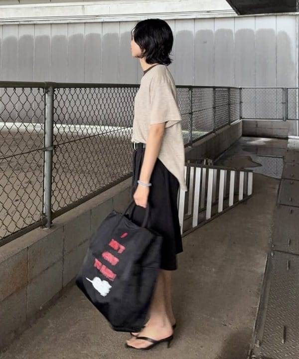 Kanaeさんの「BEAMS WOMEN｜【別注】NOMADIS / 101匹わんちゃん / SAC2 トートバッグ」を使ったコーディネート