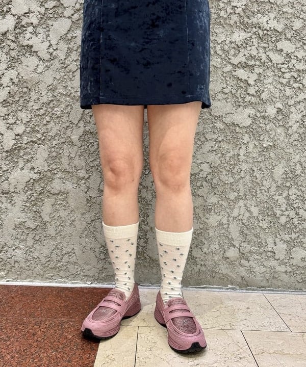 reinaさんの「BEAMS WOMEN｜ラグラン パフ スリーブ Tシャツ」を使ったコーディネート