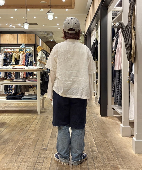 原口 愛さんの「BEAMS WOMEN｜【別注】orSlow / 50th Monroe Pants」を使ったコーディネート