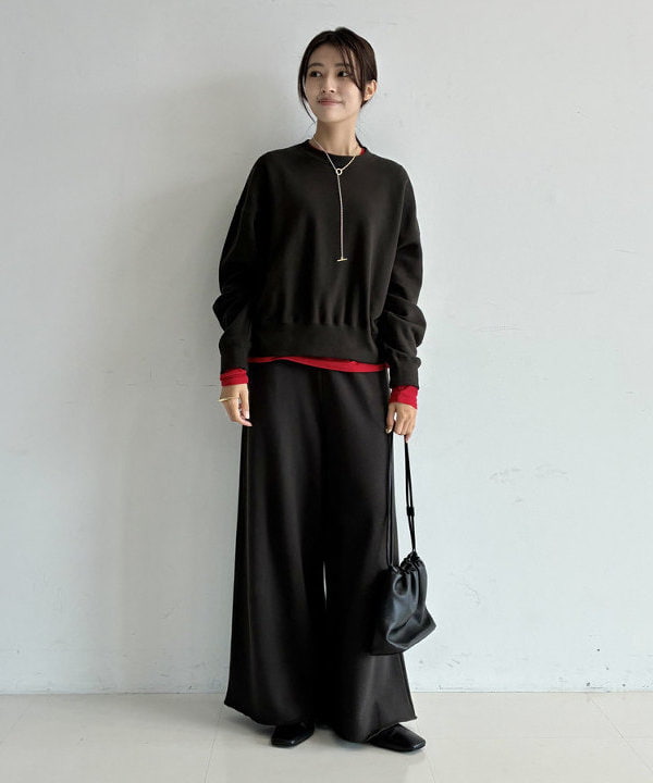 茂野 真楓さんの「BEAMS WOMEN｜【別注】SLOANE / 裏毛 ショート丈 ロングスリーブ スウェット」を使ったコーディネート