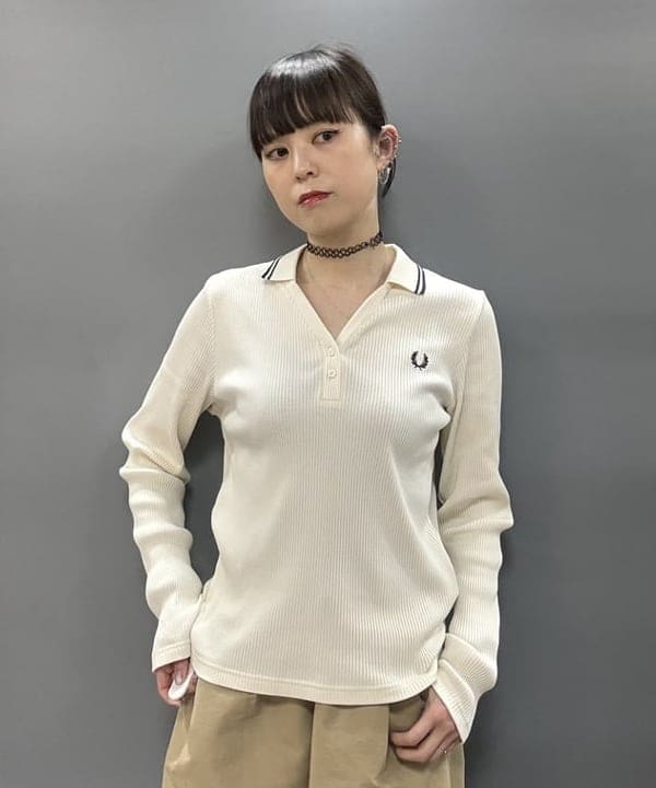 りかちょび/岸本梨佳さんの「2タック カーブ バレル チノパンツ」を使ったコーディネート