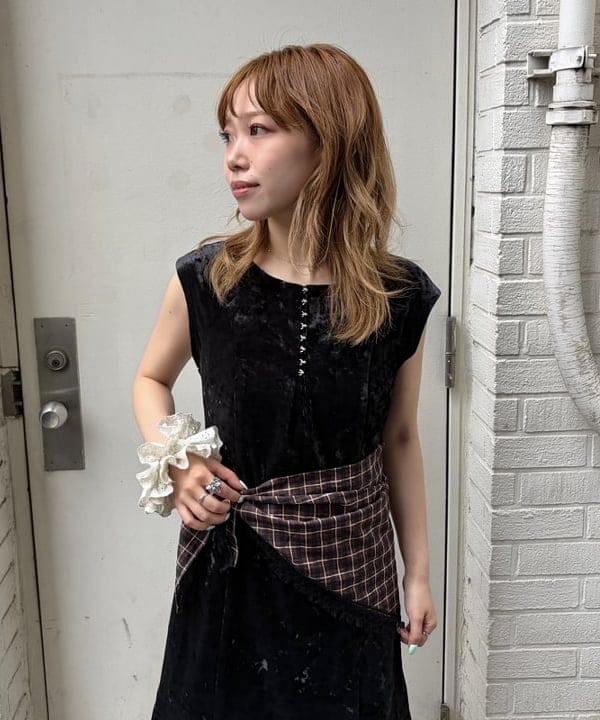 まゆちゃんさんの「BEAMS WOMEN｜クラシック ベロア ミニ ワンピース」を使ったコーディネート