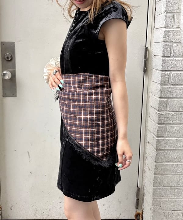 まゆちゃんさんの「BEAMS WOMEN｜クラシック ベロア ミニ ワンピース」を使ったコーディネート