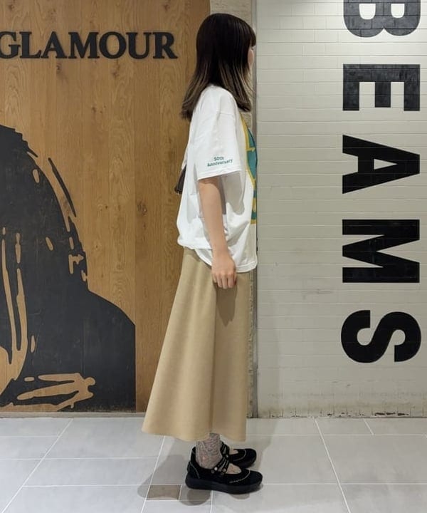 中平 あみさんの「BEAMS WOMEN｜【別注】NOMADIS / for Dog Lovers Tシャツ」を使ったコーディネート