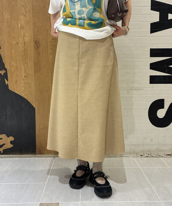 中平 あみさんの「BEAMS WOMEN｜【別注】NOMADIS / for Dog Lovers Tシャツ」を使ったコーディネート