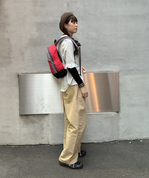 りかちょび/岸本梨佳さんの「ジャカード フリルギャザー ショートスリーブ」を使ったコーディネート