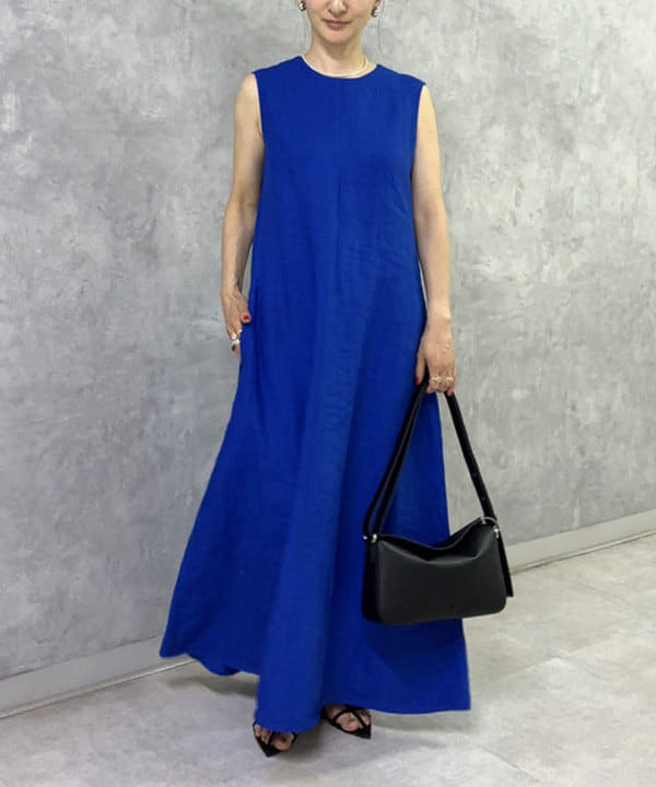 越智 里美さんの「BEAMS WOMEN｜シンプル リネン 2WAY ドレス .M」を使ったコーディネート
