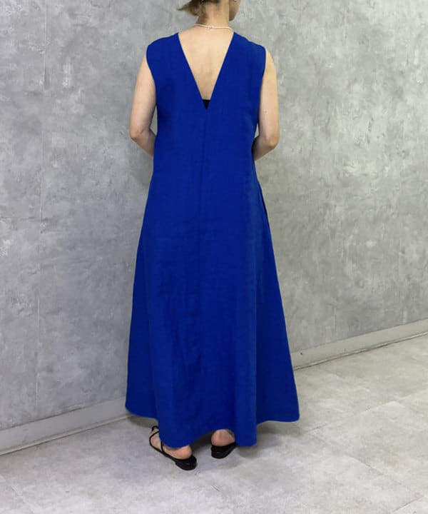 越智 里美さんの「BEAMS WOMEN｜シンプル リネン 2WAY ドレス .M」を使ったコーディネート