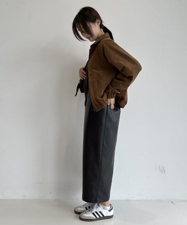 茂野 真楓さんの「BEAMS WOMEN｜【別注】TICCA / ウルトラ スエード ブルゾン」を使ったコーディネート