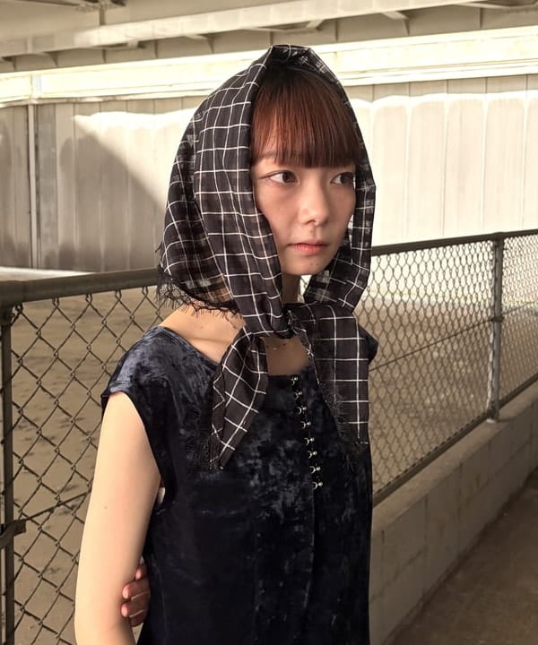 むりょさんの「BEAMS WOMEN｜クラシック ベロア ミニ ワンピース」を使ったコーディネート