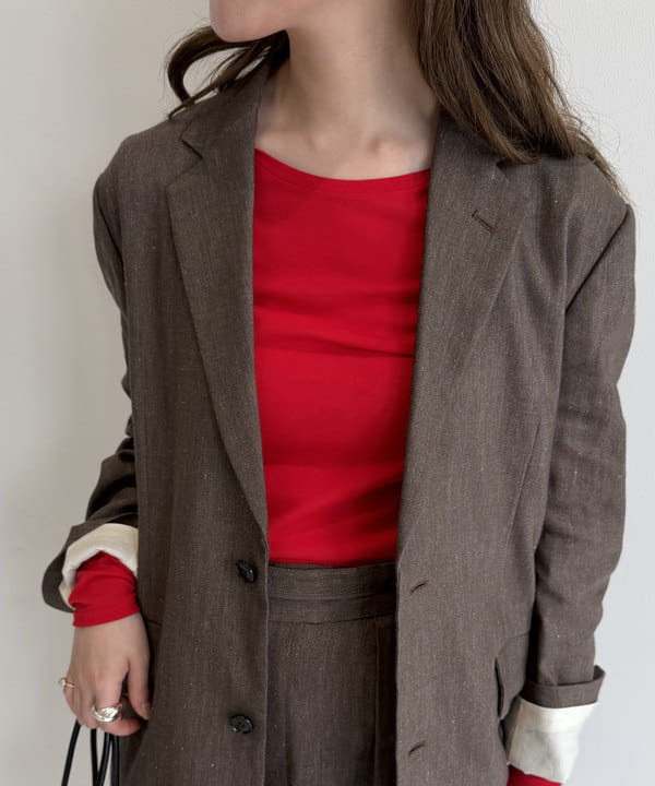 大浦 栞さんの「BEAMS WOMEN｜＆MyuQ / KAKU ワイド バッグ」を使ったコーディネート