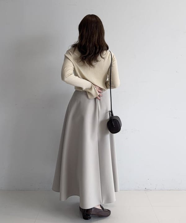 大浦 栞さんの「BEAMS WOMEN｜」を使ったコーディネート
