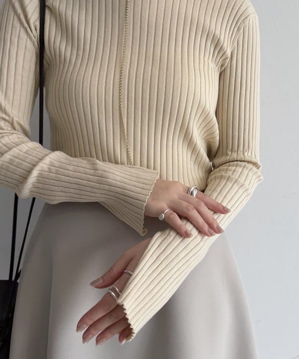 大浦 栞さんの「BEAMS WOMEN｜」を使ったコーディネート