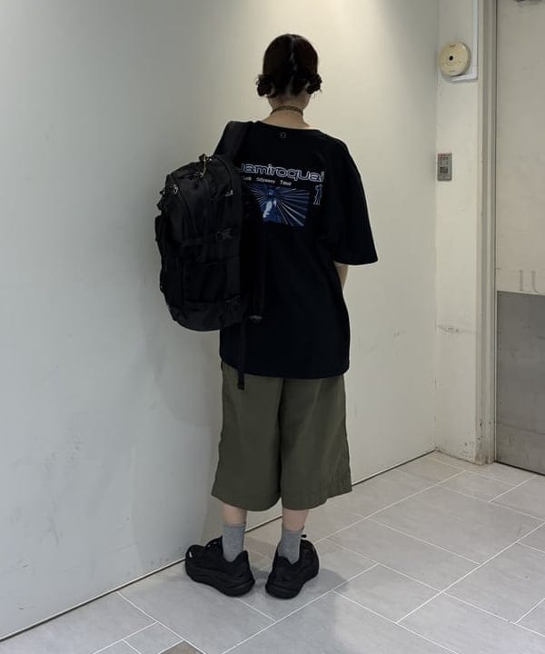 りかちょび/岸本梨佳さんの「BEAMS WOMEN｜ミリタリー ショーツ」を使ったコーディネート