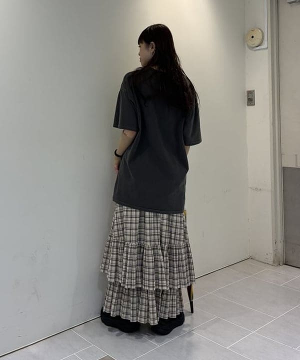 りかちょび/岸本梨佳さんの「BEAMS WOMEN｜HOKA / BONDI 9」を使ったコーディネート