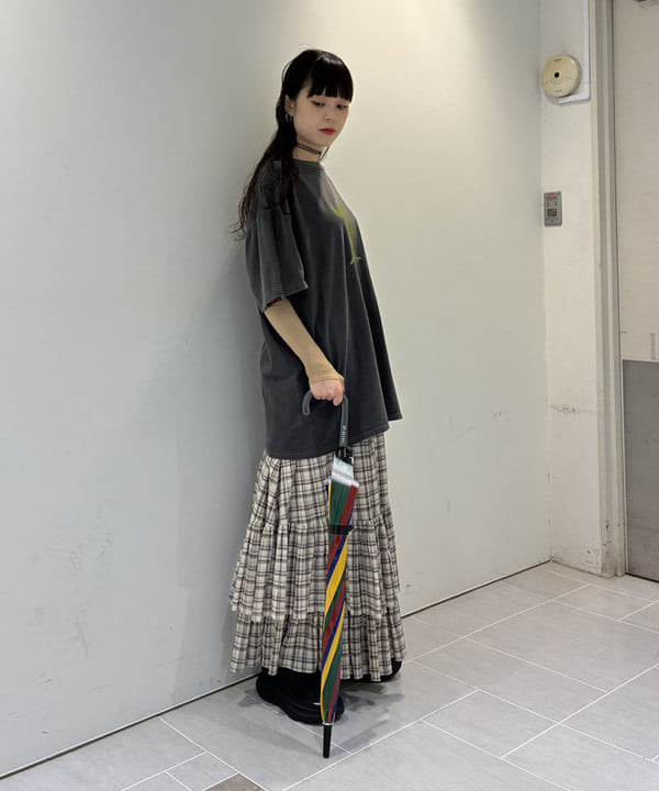 りかちょび/岸本梨佳さんの「BEAMS WOMEN｜HOKA / BONDI 9」を使ったコーディネート
