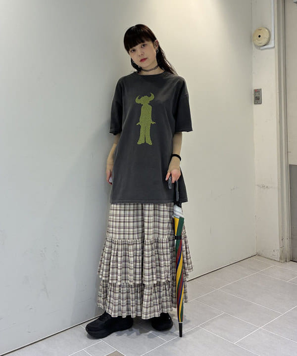 りかちょび/岸本梨佳さんの「BEAMS WOMEN｜HOKA / BONDI 9」を使ったコーディネート