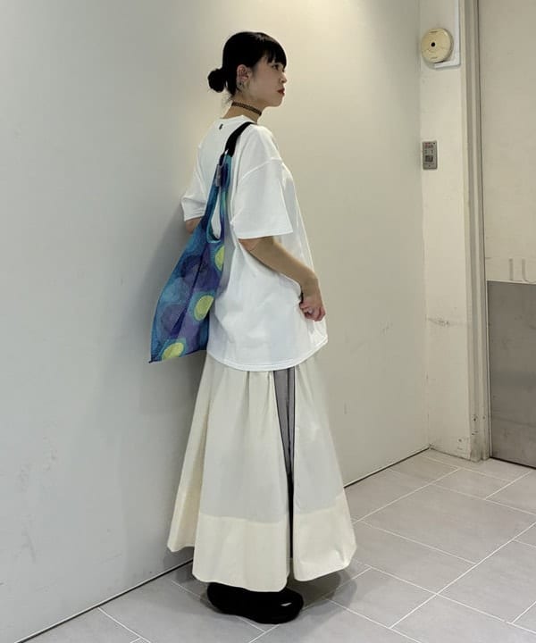 りかちょび/岸本梨佳さんの「サイドライン ギャザー スカート」を使ったコーディネート