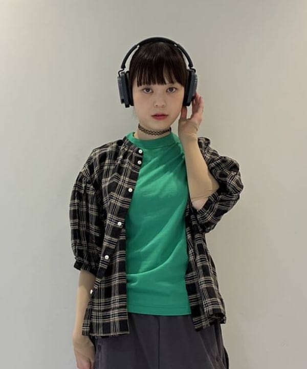 りかちょび/岸本梨佳さんの「リネン チェック スモック シャツ ＜イージーケア＞」を使ったコーディネート
