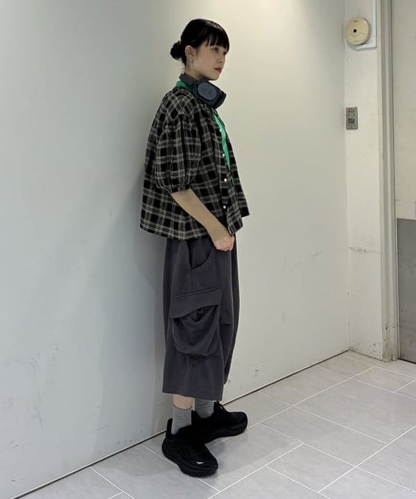 りかちょび/岸本梨佳さんの「リネン チェック スモック シャツ ＜イージーケア＞」を使ったコーディネート