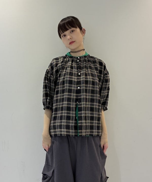 りかちょび/岸本梨佳さんの「リネン チェック スモック シャツ ＜イージーケア＞」を使ったコーディネート