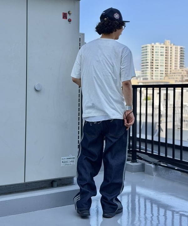BAKU(東江 漠)さんの「【別注】Champion / ミッキーマウス / Ｔシャツ」を使ったコーディネート