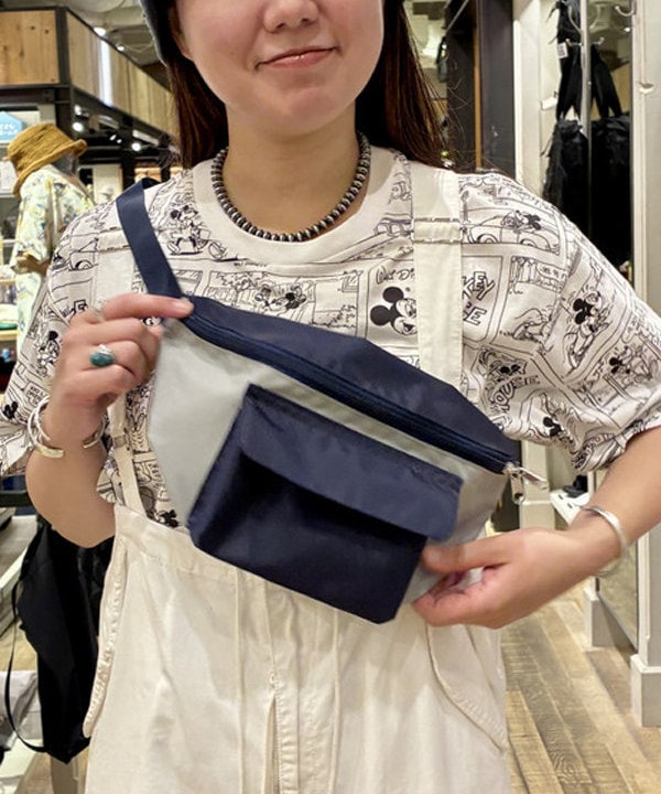 サイトウ　トモミさんの「BEAMS WOMEN｜【別注】Champion / ミッキーマウス＆ミニーマウス / Tシャツ」を使ったコーディネート