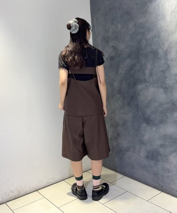SAEさんの「BEAMS WOMEN｜フェイクレザー アシンメトリー キャミソール」を使ったコーディネート