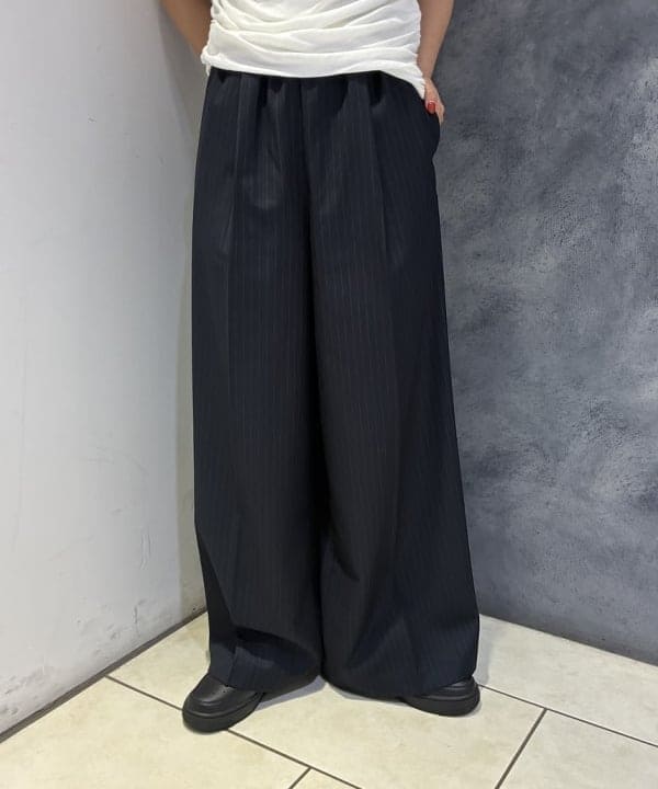 SAEさんの「BEAMS WOMEN｜ギャザー ドレープ Tシャツ」を使ったコーディネート