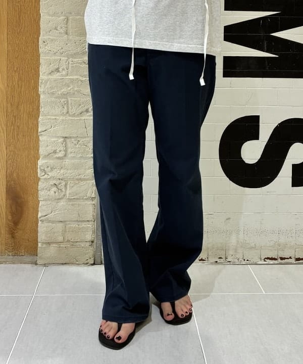 ando naoさんの「BEAMS WOMEN｜フリル ショート ブラウス」を使ったコーディネート