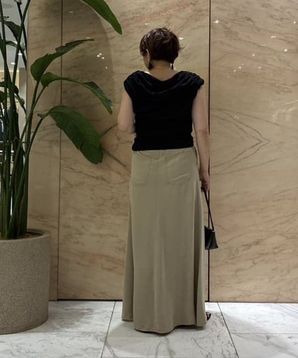 塚越 有紀さんの「BEAMS WOMEN｜YAHKI / YH-774 HAND BAG」を使ったコーディネート