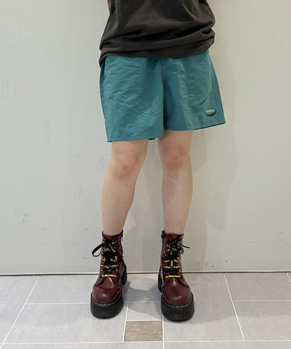 りかちょび/岸本梨佳さんの「【別注】Champion / ミッキーマウス / Ｔシャツ」を使ったコーディネート