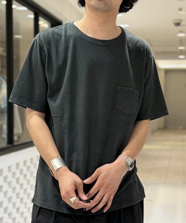 BAKU(東江 漠)さんの「BEAMS PLUS｜【別注】REMI RELIEF / Pocket T-shirt｜ポケットT｜オーガニックコットン｜ヴィンテージ加工 」を使ったコーディネート
