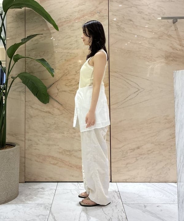 坂本 涼花さんの「BEAMS WOMEN｜チェック ストライプ ヘムコード パンツ」を使ったコーディネート