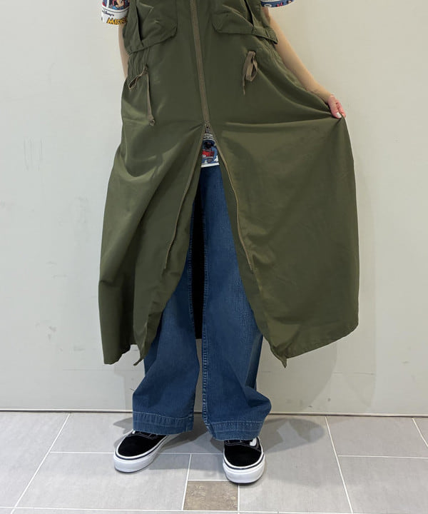 りかちょび/岸本梨佳さんの「【別注】BUZZ RICKSON'S / USN デニム トラウザーズ」を使ったコーディネート