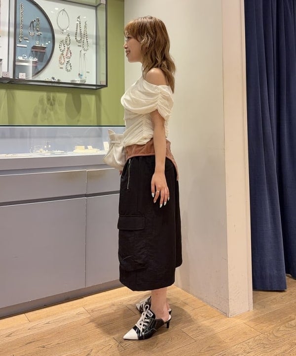 まゆちゃんさんの「BEAMS WOMEN｜ギャザー ドレープ Tシャツ」を使ったコーディネート