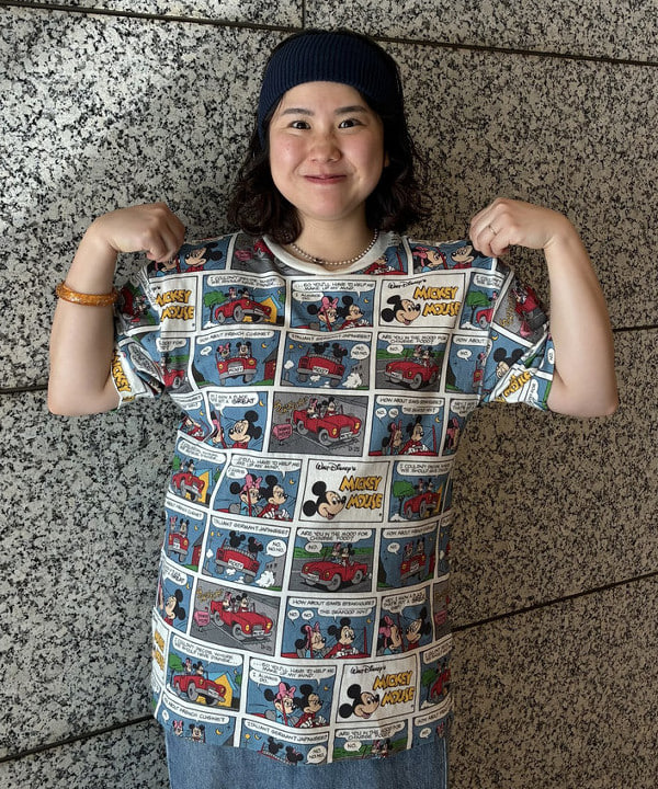 イガラシさんの「BEAMS WOMEN｜【別注】Champion / ミッキーマウス＆ミニーマウス / Tシャツ」を使ったコーディネート