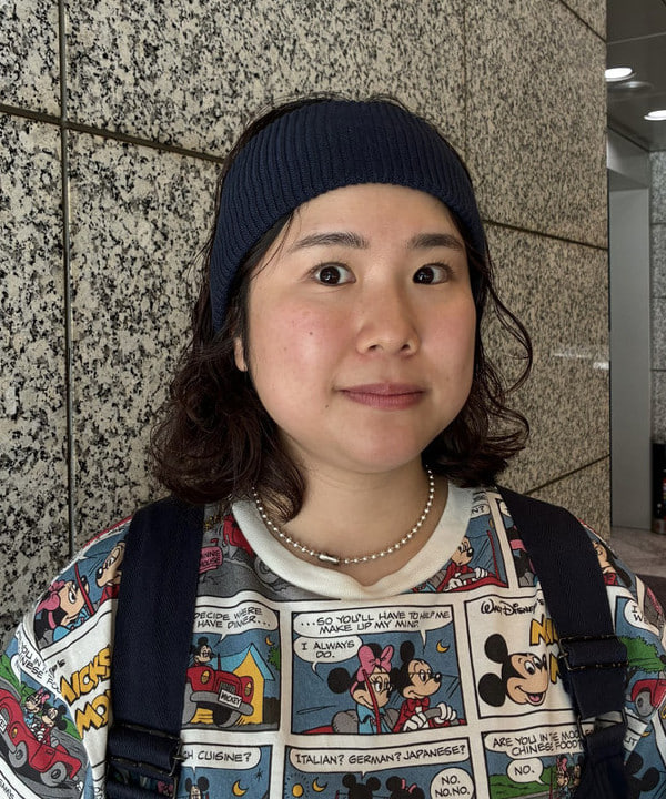 イガラシさんの「BEAMS WOMEN｜【別注】Champion / ミッキーマウス＆ミニーマウス / Tシャツ」を使ったコーディネート