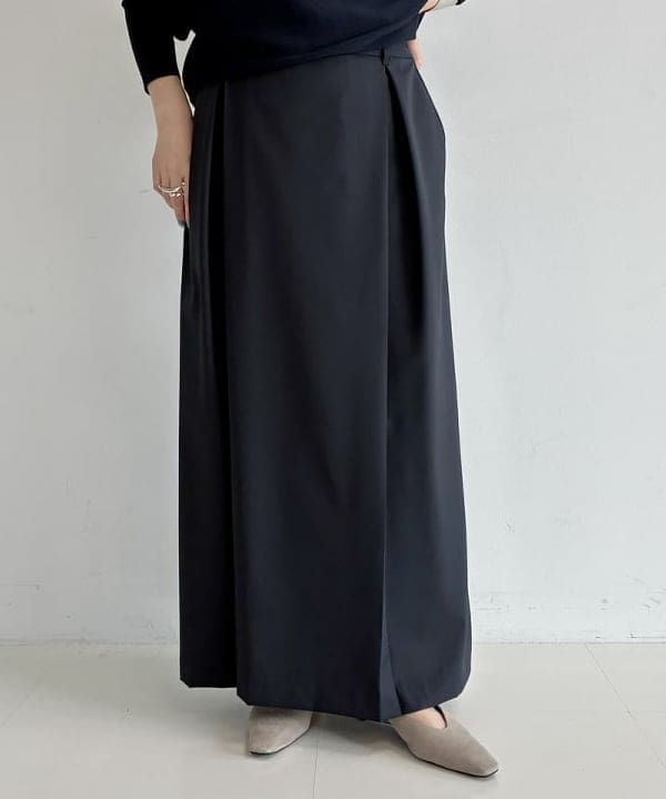 関 桂子さんの「BEAMS WOMEN｜ボートネック レディ ニット .M」を使ったコーディネート