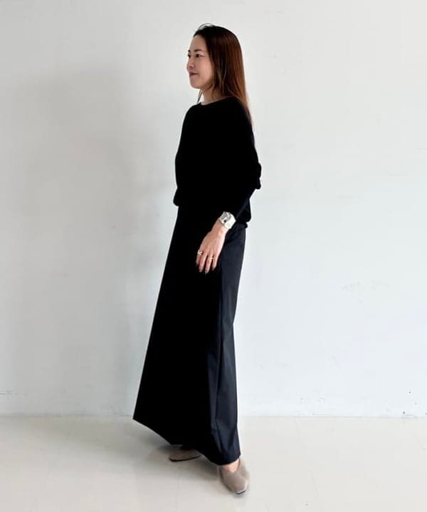 関 桂子さんの「BEAMS WOMEN｜ボートネック レディ ニット .M」を使ったコーディネート
