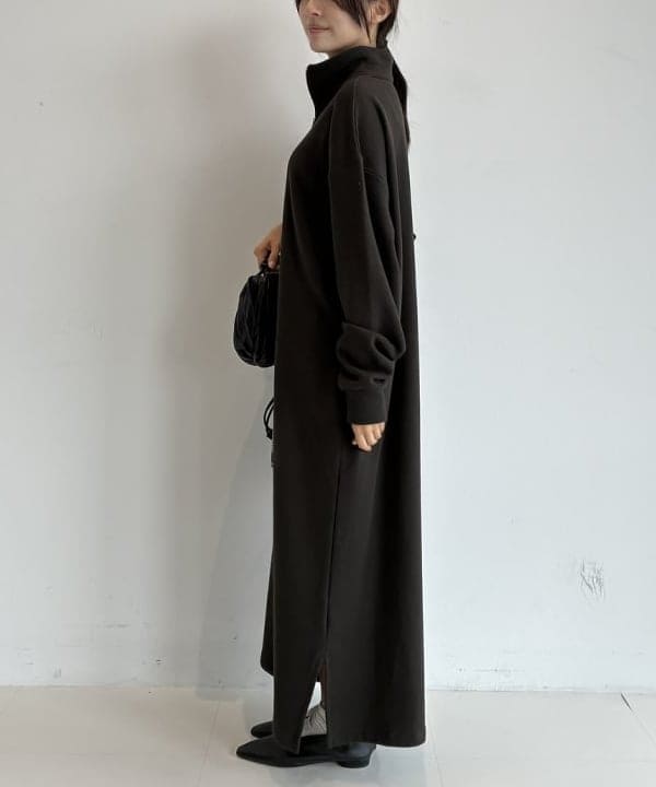茂野 真楓さんの「BEAMS WOMEN｜【別注】SLOANE / 裏毛 ハーフジップ ワンピース」を使ったコーディネート
