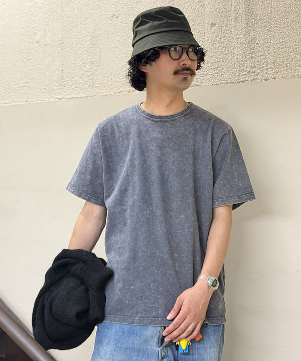 BAKU(東江 漠)さんの「BEAMS WOMEN｜【別注】BIRKENSTOCK / BOSTON &ldquo;BONE PATTERN&rdquo; Smooth BLACK」を使ったコーディネート