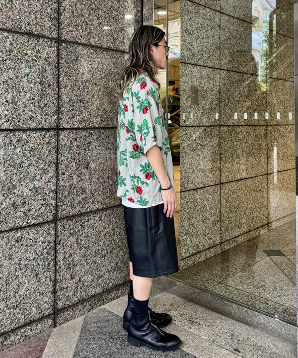 Ryohei Takataさんの「BEAMS WOMEN｜カウレザー イージー ショートパンツ【ワイドストレートフィット】」を使ったコーディネート