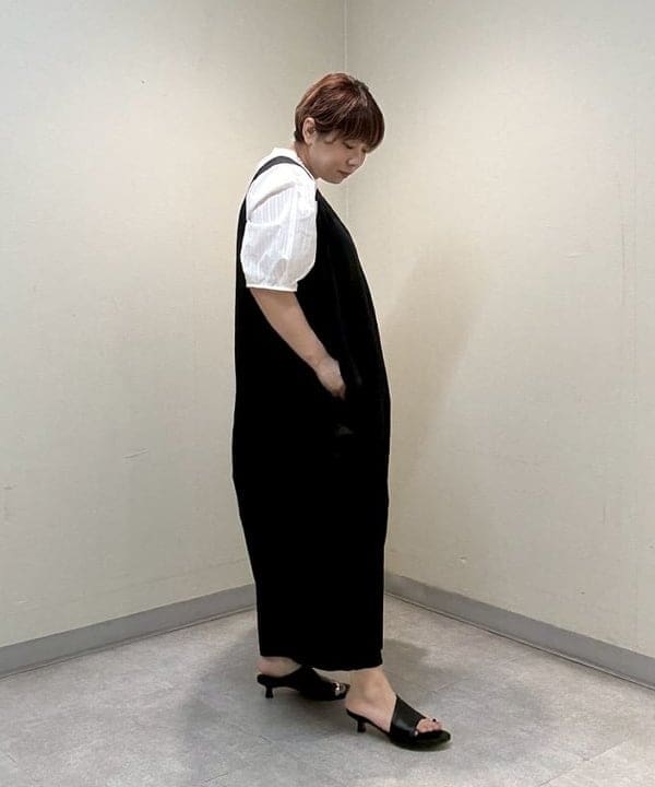 塚越 有紀さんの「BEAMS WOMEN｜AYUS / アコヤ バロックパール 2トーン ネックレス」を使ったコーディネート