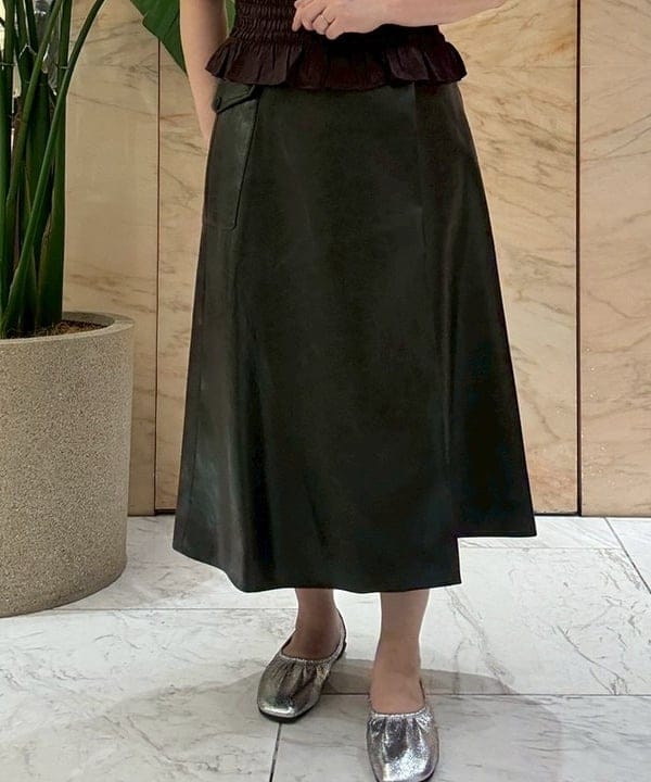 塚越 有紀さんの「BEAMS WOMEN｜YAHKI / YH-809 SHOULDER BAG」を使ったコーディネート