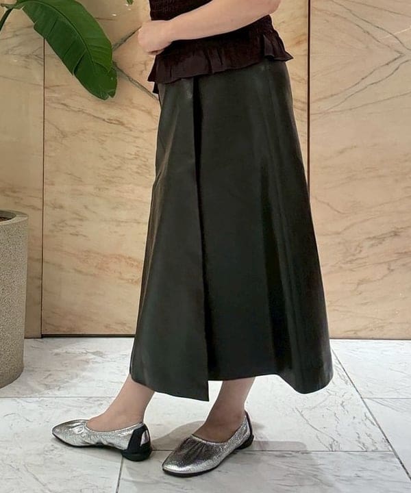 塚越 有紀さんの「BEAMS WOMEN｜YAHKI / YH-809 SHOULDER BAG」を使ったコーディネート