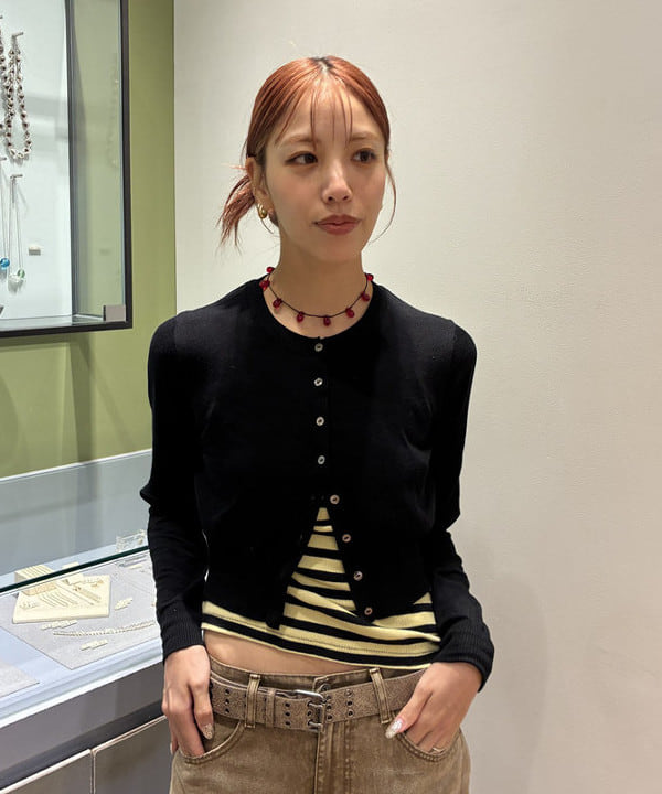 れいなさんの「BEAMS WOMEN｜14ゲージ ショート丈 クルーネック カーディガン」を使ったコーディネート