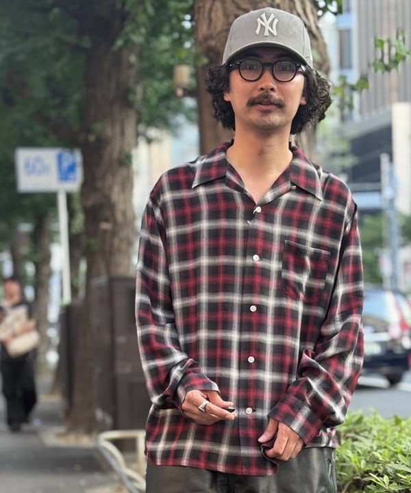 BAKU(東江 漠)さんの「カウレザー イージー ショートパンツ【ワイドストレートフィット】」を使ったコーディネート